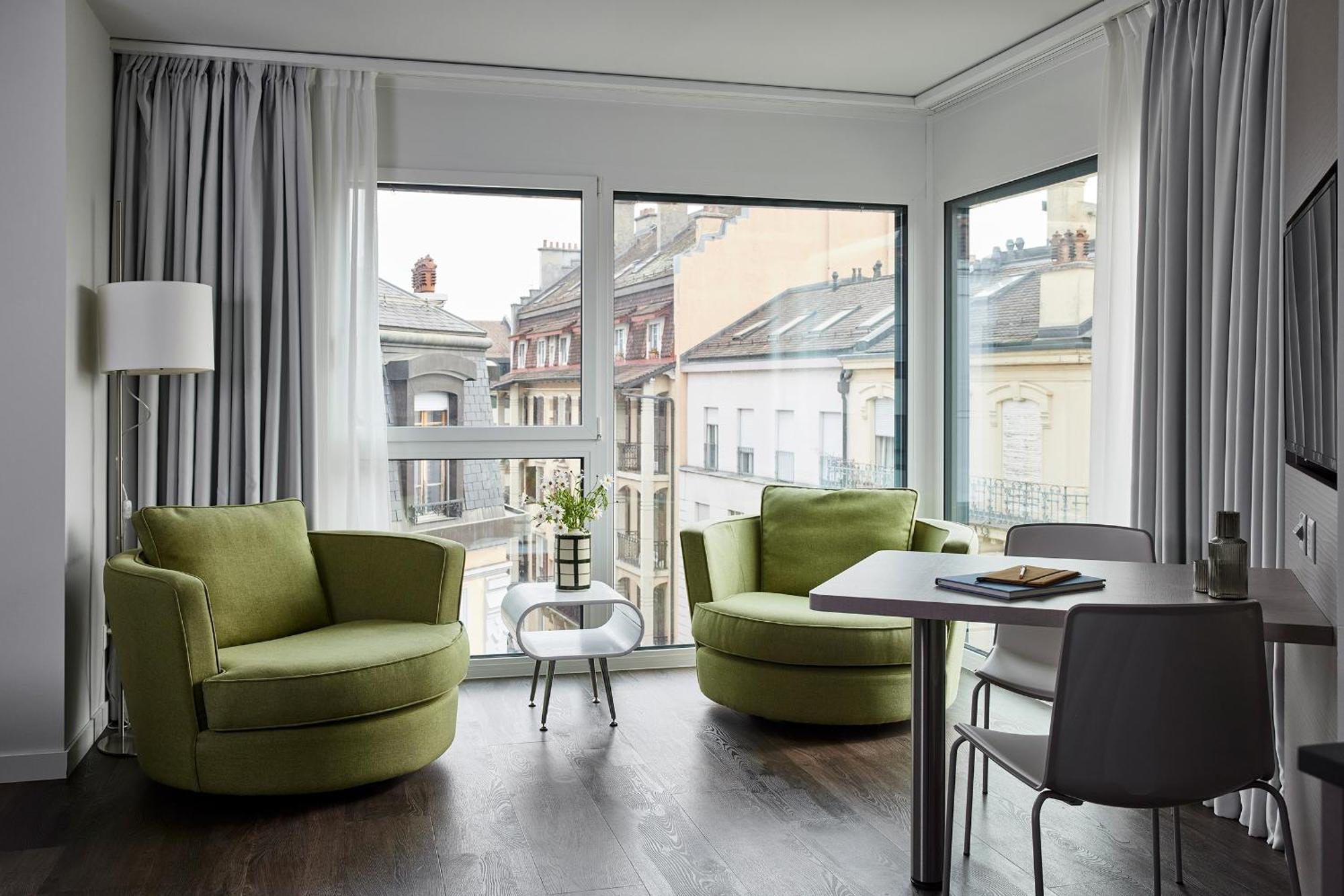 Base Nyon Quarto foto